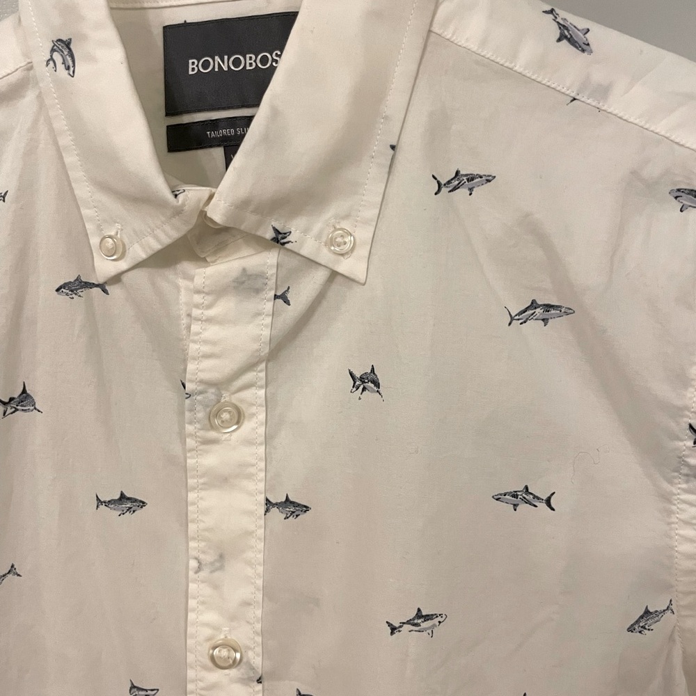Bonobos XS tailored slim fit short sleeved button down fish pattern print